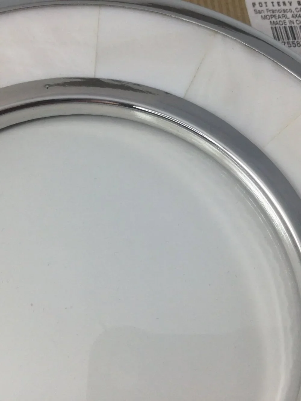 Pottery Barn Mother of Pearl Round Hanging Frame 6
